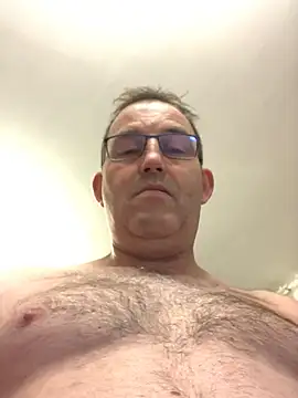 Lentbulant online show from March 16, 2025, 3:39 pm