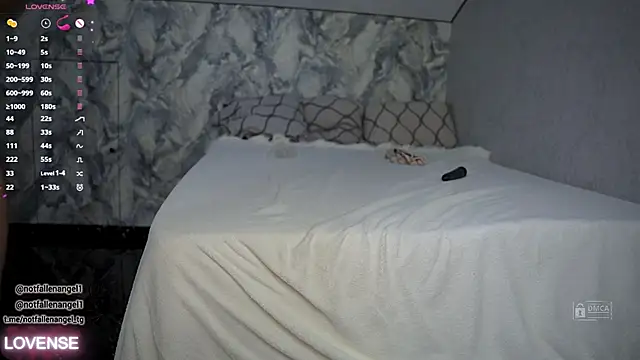 DiamondAnna online show from November 6, 2025, 9:30 pm