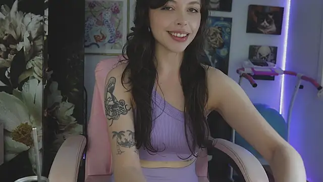 makiyahbelle online show from March 9, 2026, 8:51 am