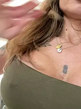 Etwas neugierig online show from March 5, 2025, 3:07 pm