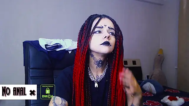 Dark  Elf online show from September 9, 2025, 9:24 pm