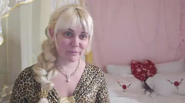 SunnySylvia online show from January 15, 2025, 5:26 pm