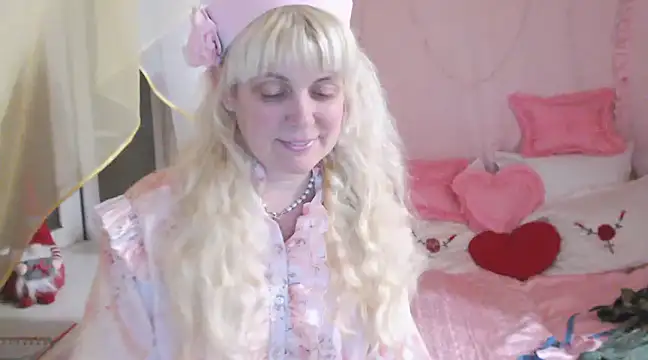 SunnySylvia online show from February 18, 2025, 5:09 pm