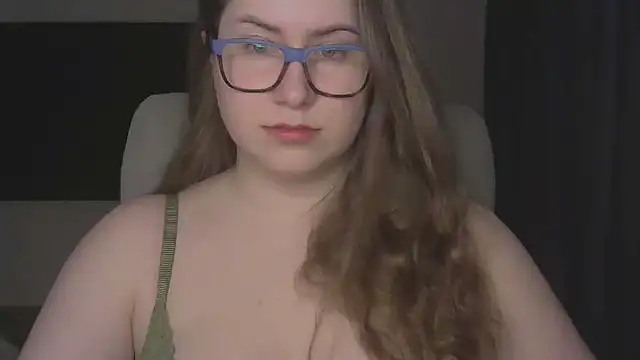 SeasonalSomeone online show from March 26, 2026, 7:17 am