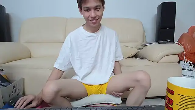 andrewooi online show from October 7, 2025, 4:19 pm