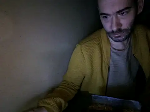 Snapshot of Ethangay chatting on November 8, 2025, 6:39 am Ethangay online show from November 8, 2025, 6:39 am