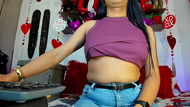 sashasweethot online show from March 8, 2025, 4:23 am