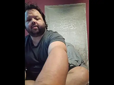 Strongbutgentle36 online show from April 4, 2026, 8:04 pm