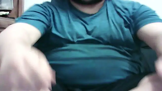 Strongbutgentle36 online show from January 24, 2025, 5:11 pm