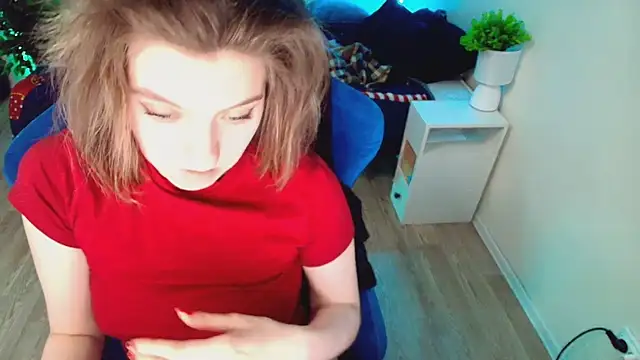 CranberryHot online show from February 28, 2026, 2:55 am