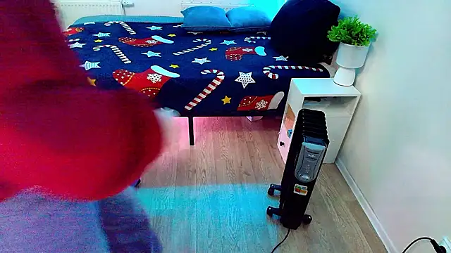 CranberryHot online show from March 13, 2026, 5:23 am