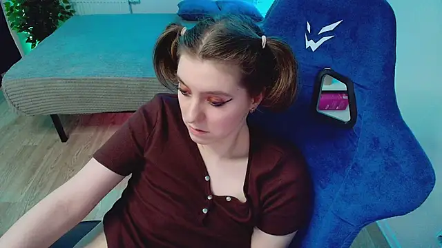 Snapshot of CranberryHot chatting on July 15, 2026, 3:41 pm CranberryHot online show from July 15, 2026, 3:41 pm