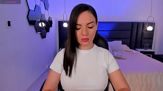 MorganHicks online show from September 20, 2025, 7:52 pm