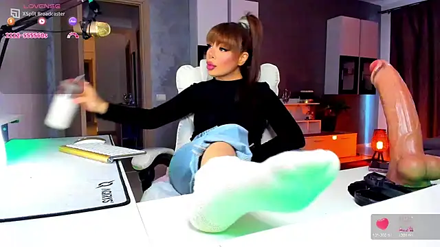 Miss kay1111 online show from April 25, 2026, 3:31 pm