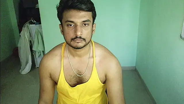 daringcutie online show from November 15, 2025, 7:23 am