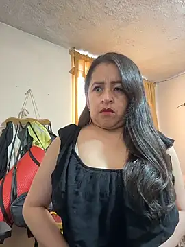 latinfemale online show from March 21, 2026, 8:35 pm