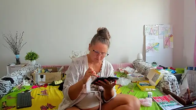 IamYourNarcotic online show from October 8, 2025, 8:05 am