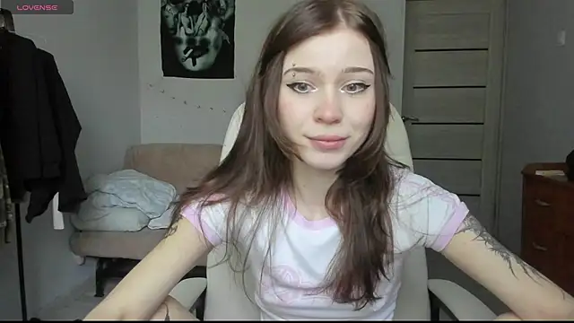Snapshot of Nancy_ston chatting on June 21, 2026, 1:39 pm Nancy ston online show from June 21, 2026, 1:39 pm