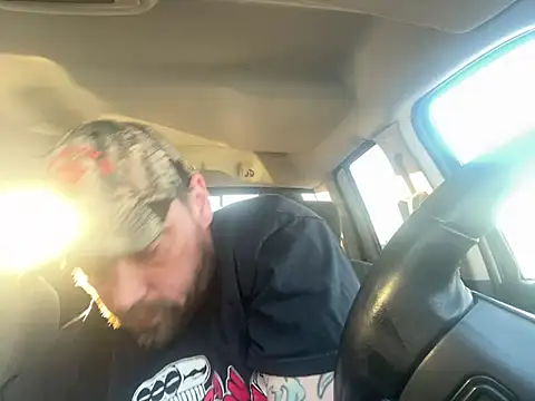 canadacockinme online show from March 11, 2025, 1:01 pm