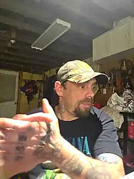 canadacockinme online show from October 3, 2025, 5:31 am