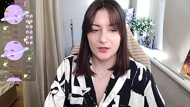 elise sweet online show from September 26, 2025, 2:51 am