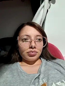 linda-schmidt online show from October 4, 2025, 2:13 am