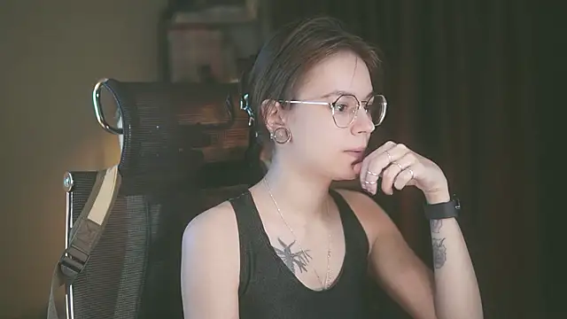 alyssa sweet online show from February 18, 2026, 5:16 am