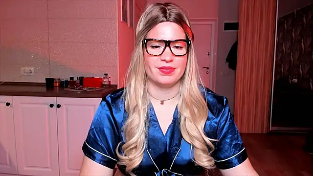 HotTiffani online show from October 20, 2025, 5:53 am