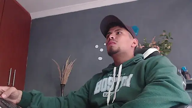 geirge teacherxx online show from March 19, 2025, 8:00 pm