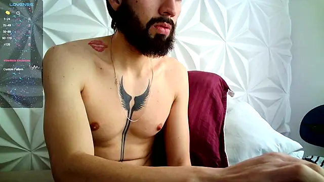 jerryandjessica online show from November 11, 2025, 7:41 pm