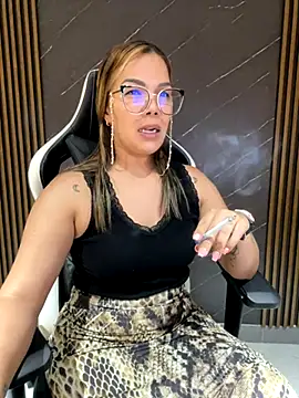 Snapshot of KellyBrooklyn_ chatting on September 12, 2025, 9:47 pm KellyBrooklyn online show from September 12, 2025, 9:47 pm