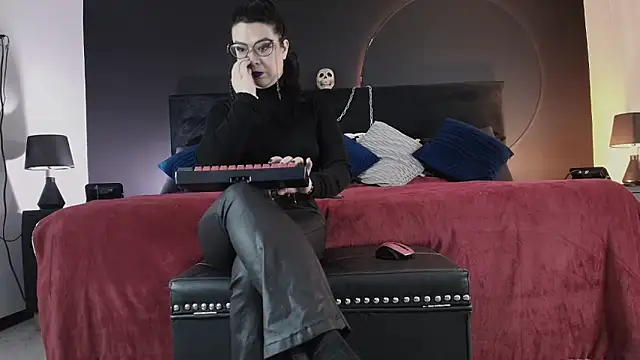 Snapshot of _Jade_16 chatting on May 9, 2026, 11:46 am Jade 16 online show from May 9, 2026, 11:46 am