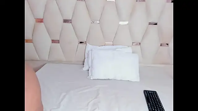 ShakeBigAss online show from February 19, 2025, 1:06 pm