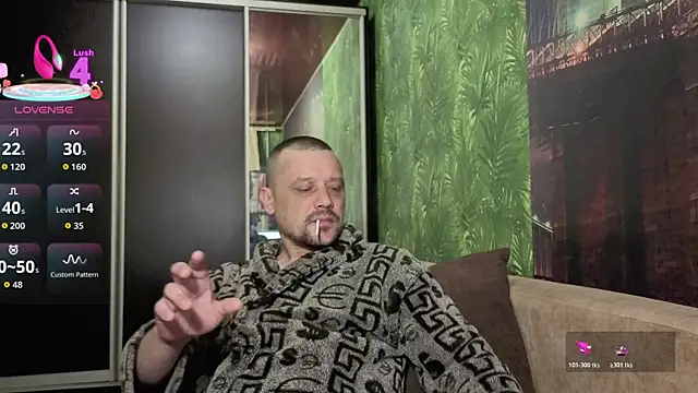 Snapshot of DanielOhCool chatting on May 16, 2026, 5:50 am DanielOhCool online show from May 16, 2026, 5:50 am
