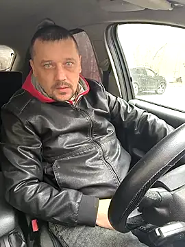 Snapshot of DanielOhCool chatting on March 4, 2025, 9:29 am DanielOhCool online show from March 4, 2025, 9:29 am