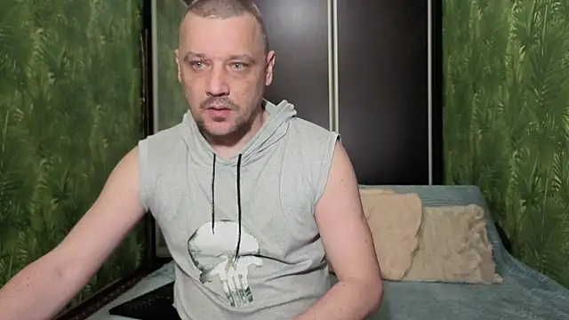DanielOhCool online show from May 11, 2026, 6:04 am