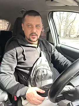 Snapshot of DanielOhCool chatting on March 14, 2025, 8:10 am DanielOhCool online show from March 14, 2025, 8:10 am