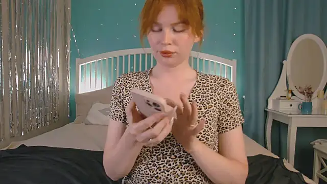 Snapshot of GingerArin chatting on May 31, 2026, 12:22 pm GingerArin online show from May 31, 2026, 12:22 pm