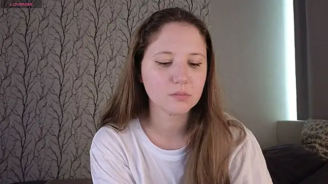 Snapshot of Elizavetta_Miller chatting on August 8, 2026, 2:46 pm Elizavetta Miller online show from August 8, 2026, 2:46 pm