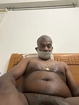 Snapshot of strongguyindia chatting on November 10, 2025, 8:03 pm strongguyindia online show from November 10, 2025, 8:03 pm