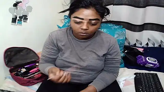 Snapshot of Indian_FireXX chatting on May 13, 2026, 6:09 am Indian FireXX online show from May 13, 2026, 6:09 am