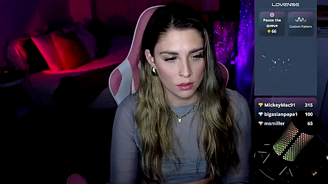 queenxlexy online show from December 11, 2024, 10:38 pm