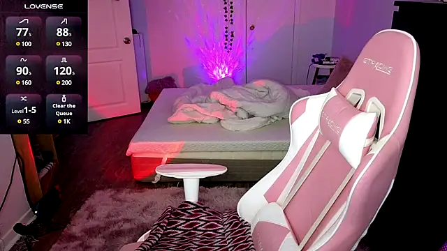 queenxlexy online show from January 22, 2025, 7:13 pm