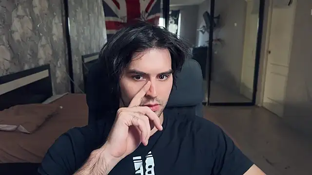 keanu reevez online show from October 8, 2025, 11:45 am