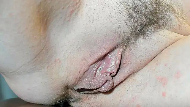 Xollan  online show from October 13, 2025, 11:49 pm