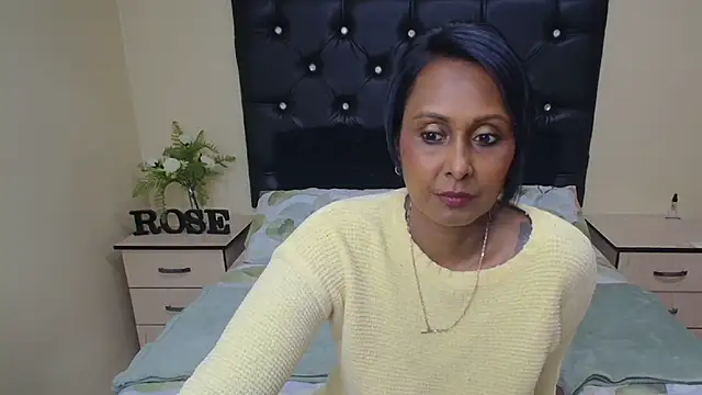 Ms Rosexxx online show from October 3, 2025, 6:31 pm