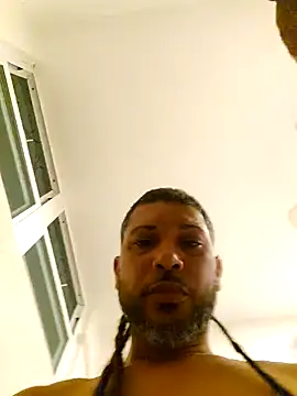 tropikboy online show from November 6, 2025, 10:08 am