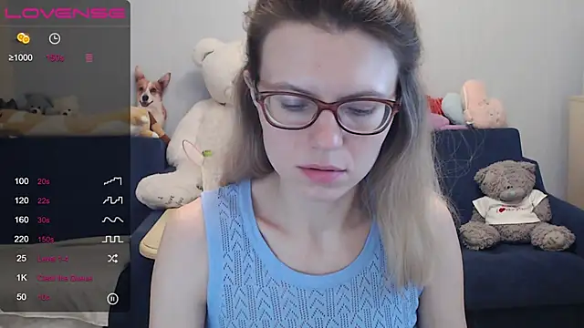 night is dark online show from March 21, 2025, 6:07 pm