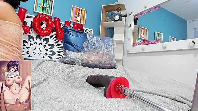 valerie lya online show from February 24, 2025, 8:36 pm