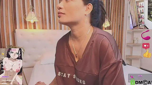 valerie lya online show from April 6, 2026, 12:39 pm